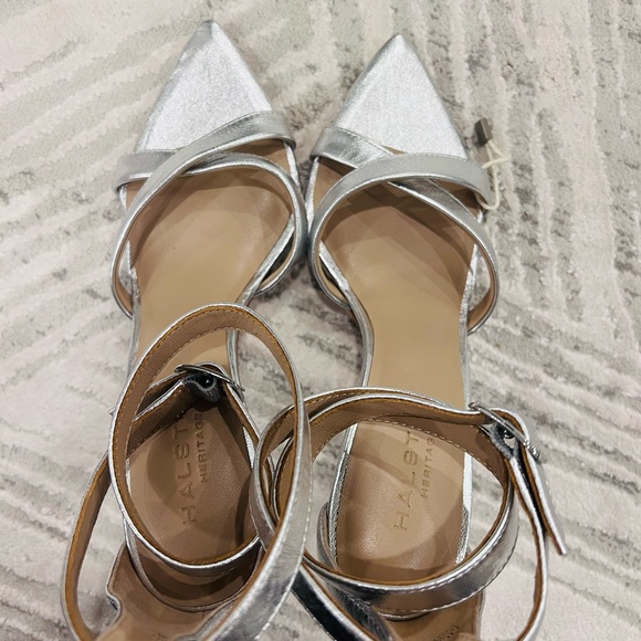 New Halston Heritage Lillian Metallic Silver Ankle Strap Sandal Size 6 - Picture 5 of 8